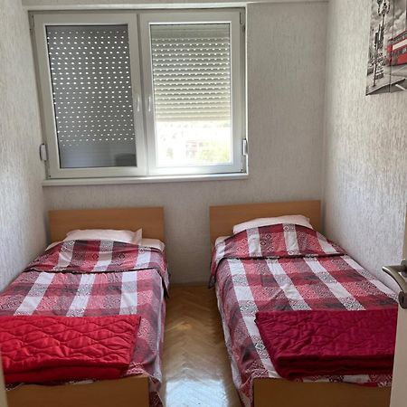Apartment 韦莱斯 外观 照片